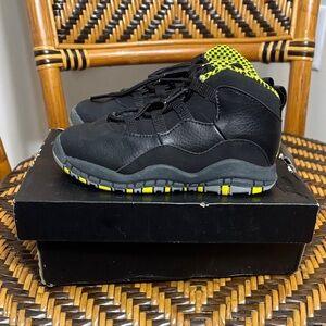 Air Jordan 10 Retro TD 'Venom' 310808-033 9C
